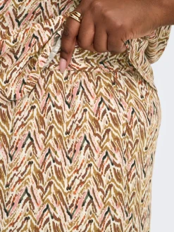 CARNOVA Luźny krój - cropped Spodnie