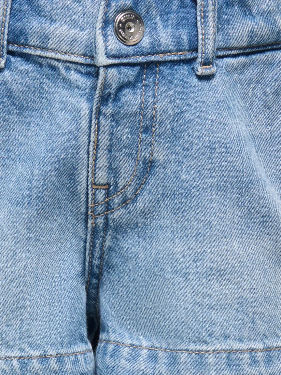 KMGCOMET Średnia talia Krój wide leg Jeansowe szorty