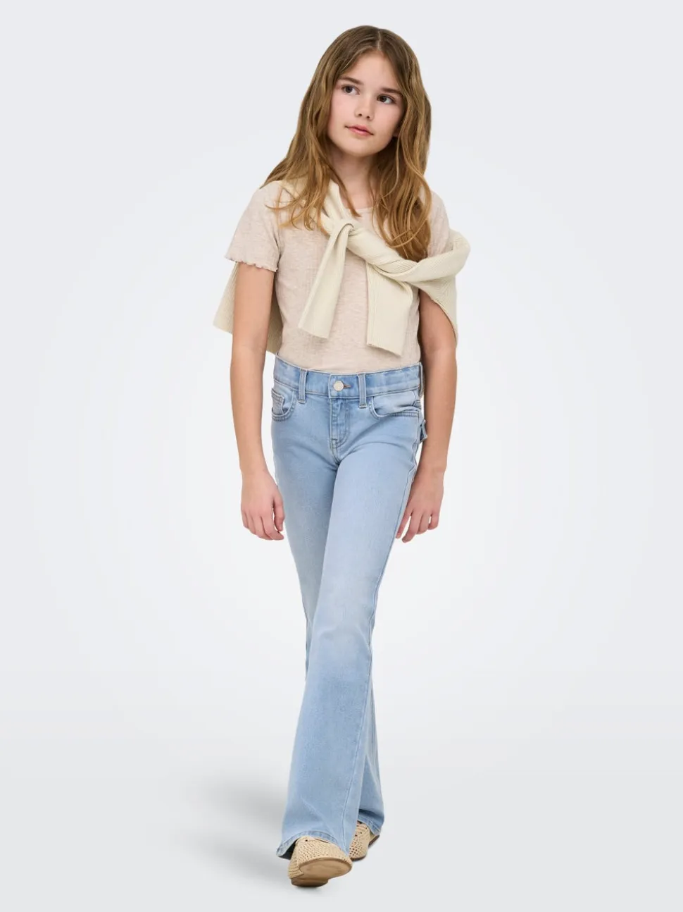 KOGPHOEBE Niska talia Krój flared Jeans