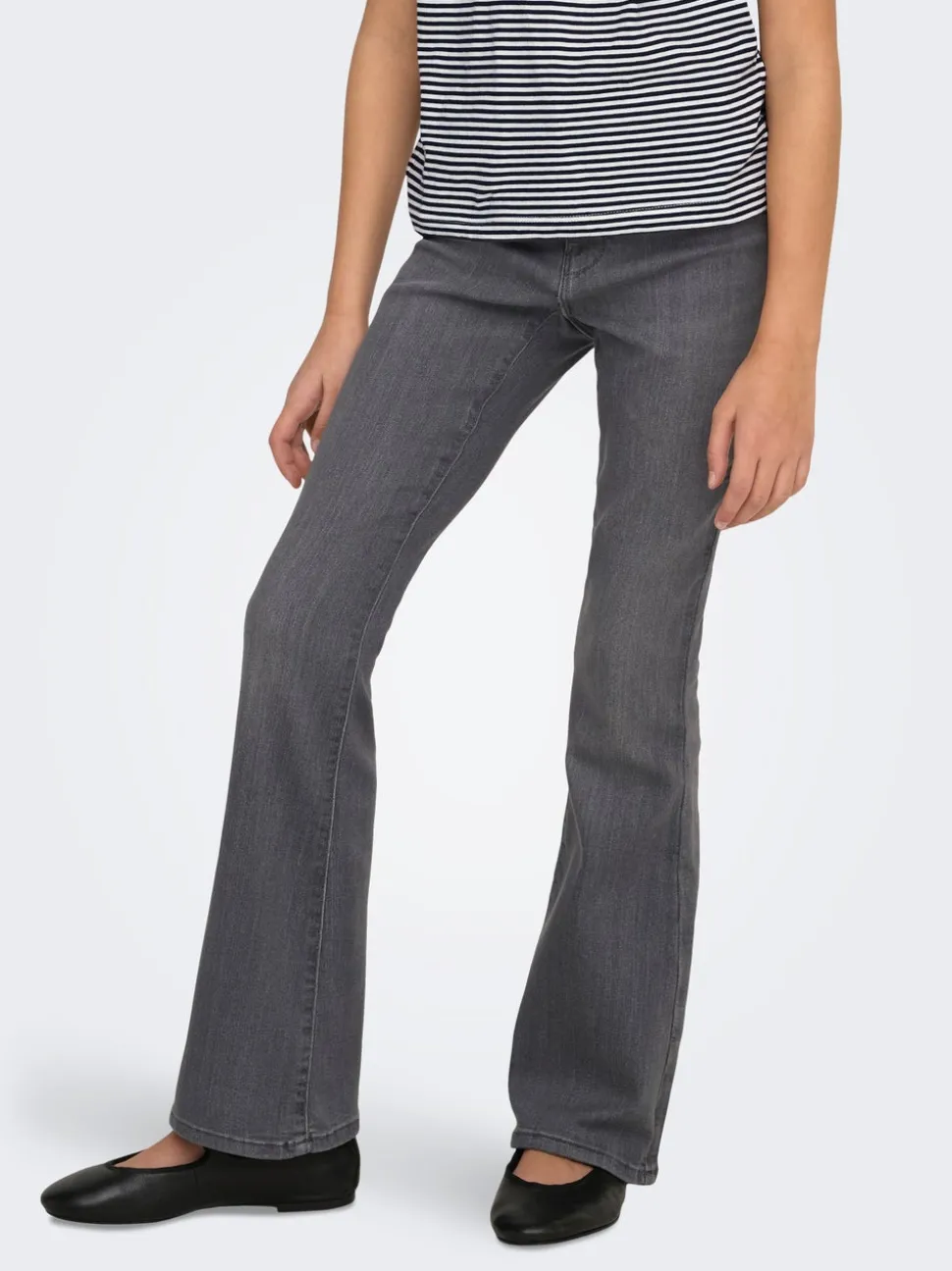 KOGRAIN Średnia talia Krój flared Jeans