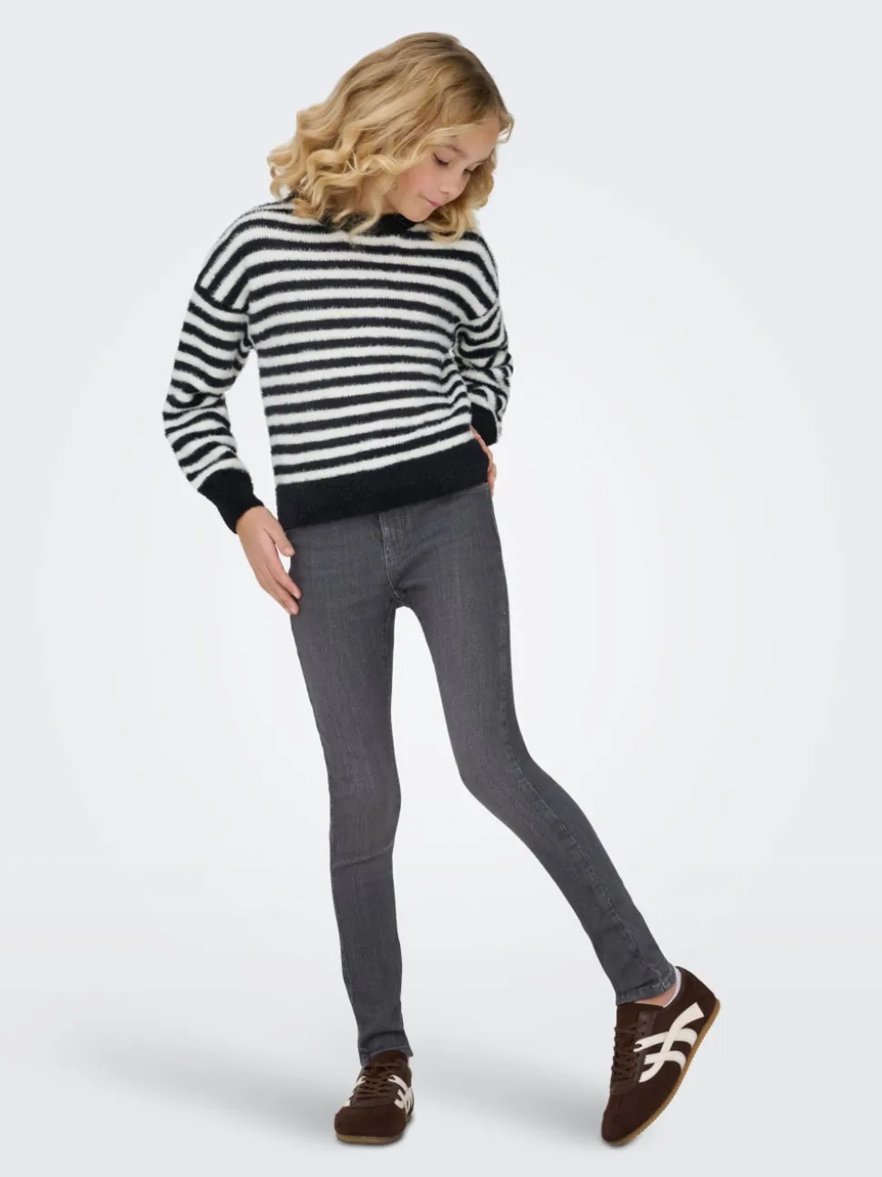 KOGRAIN Średnia talia Krój skinny Do kostek Jeans