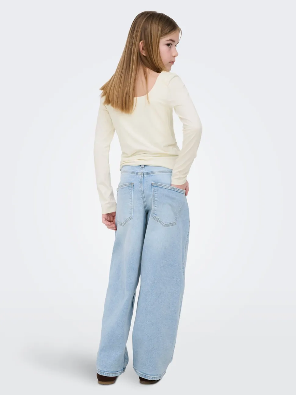 KOGTAMY Krój baryłkowaty Jeans