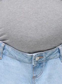 OLMGABI Średnia talia Krój regularny Jeansowe szorty