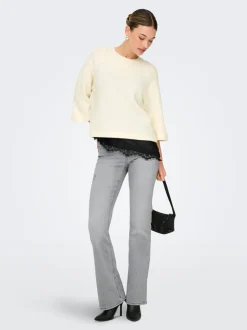ONLBLUSH Średnia talia Krój flared Jeans