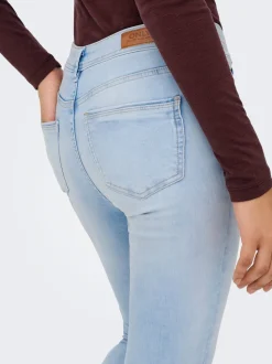 ONLWAUW Średnia talia Krój skinny Jeans