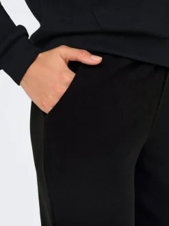 ONPMELINA Krój slim Spodnie dresowe