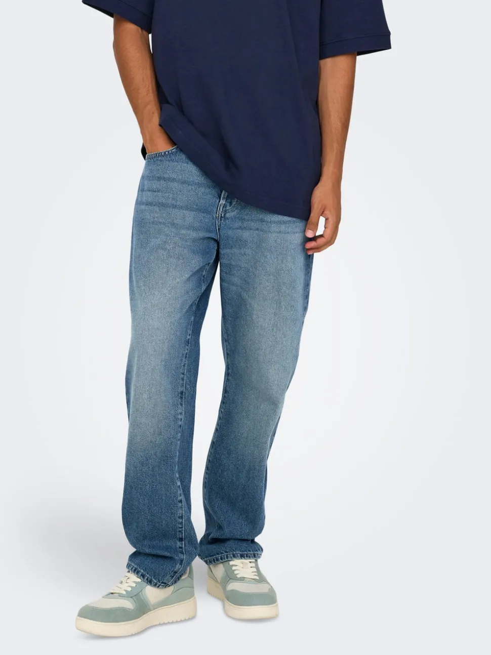 ONSEDGE Średnia talia Krój prosty Jeans