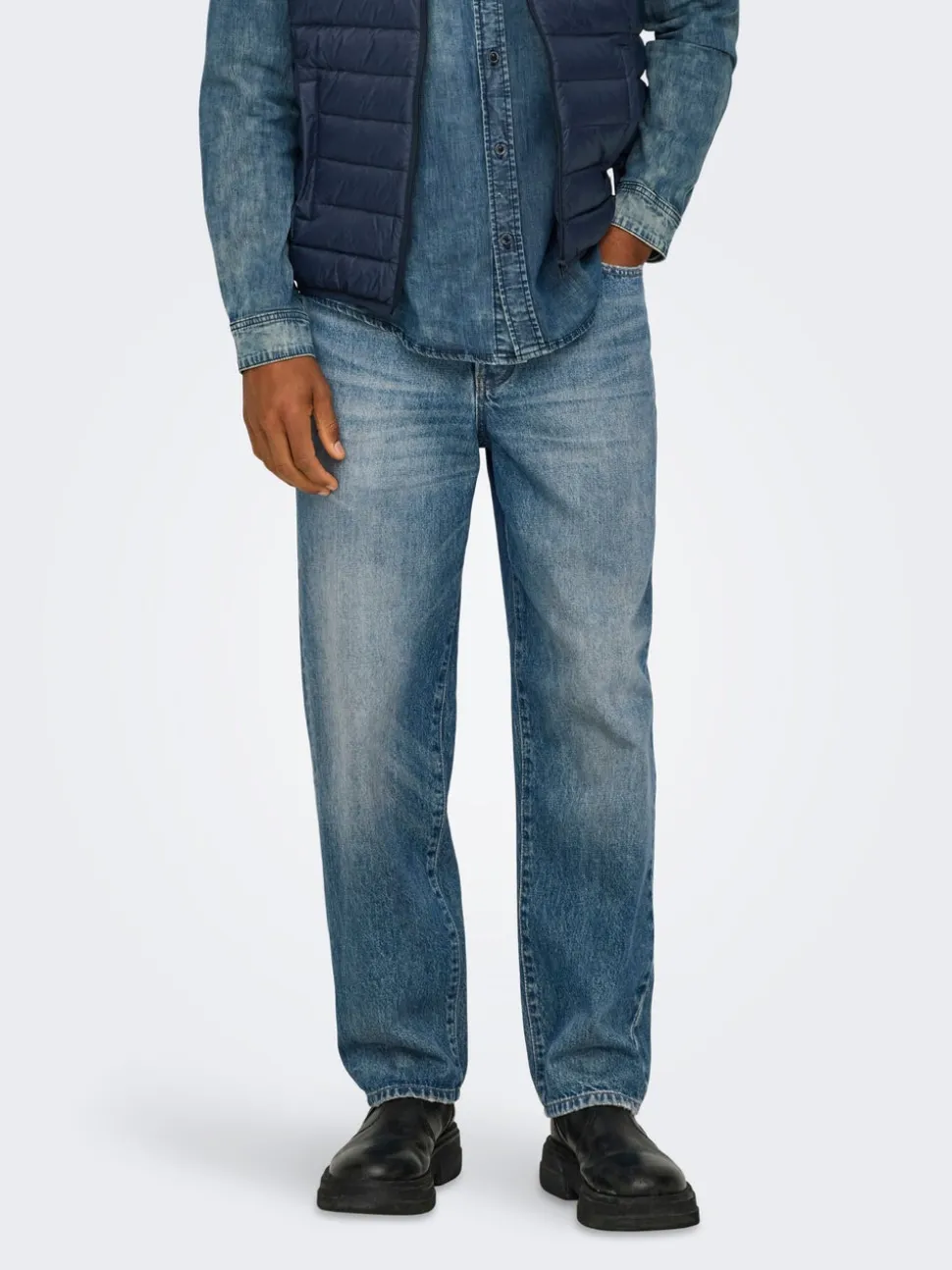 ONSEDGE Średnia talia Krój prosty Jeans