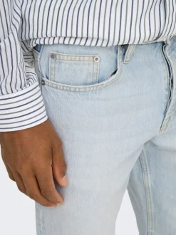 ONSEDGE Średnia talia Krój prosty Jeans