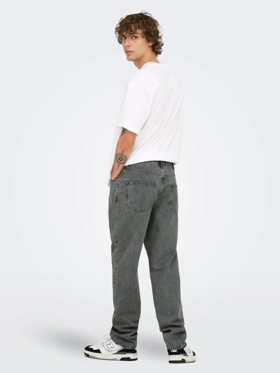 ONSTYE Średnia talia Luźno dopasowane Jeans