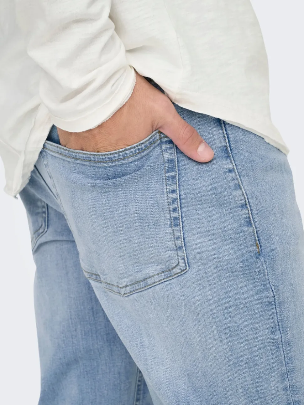 ONSWEFT Średnia talia Krój regularny Jeans