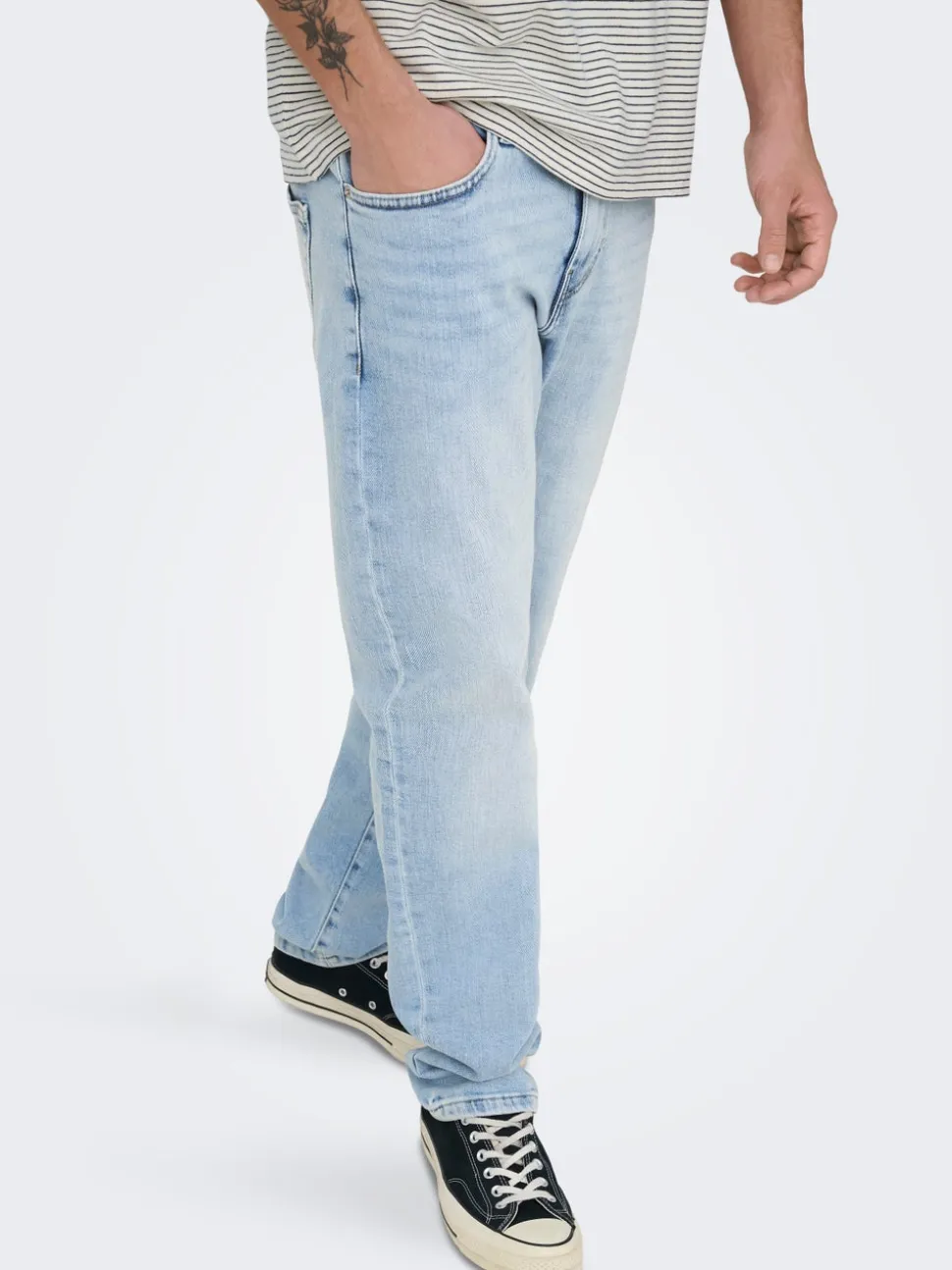 ONSWEFT Średnia talia Krój regularny Jeans