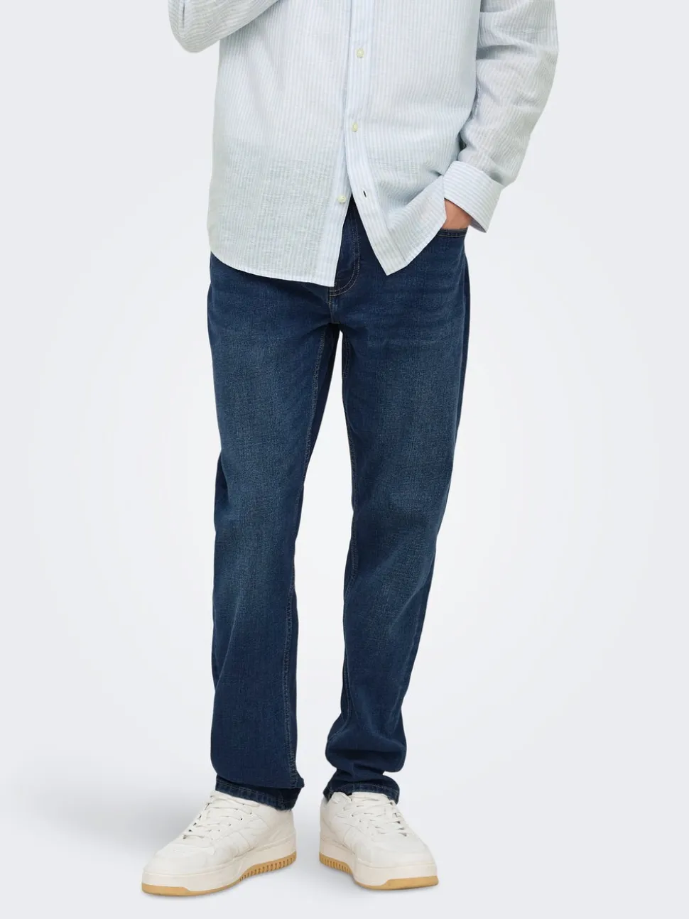 ONSWEFT Średnia talia Krój regularny Jeans