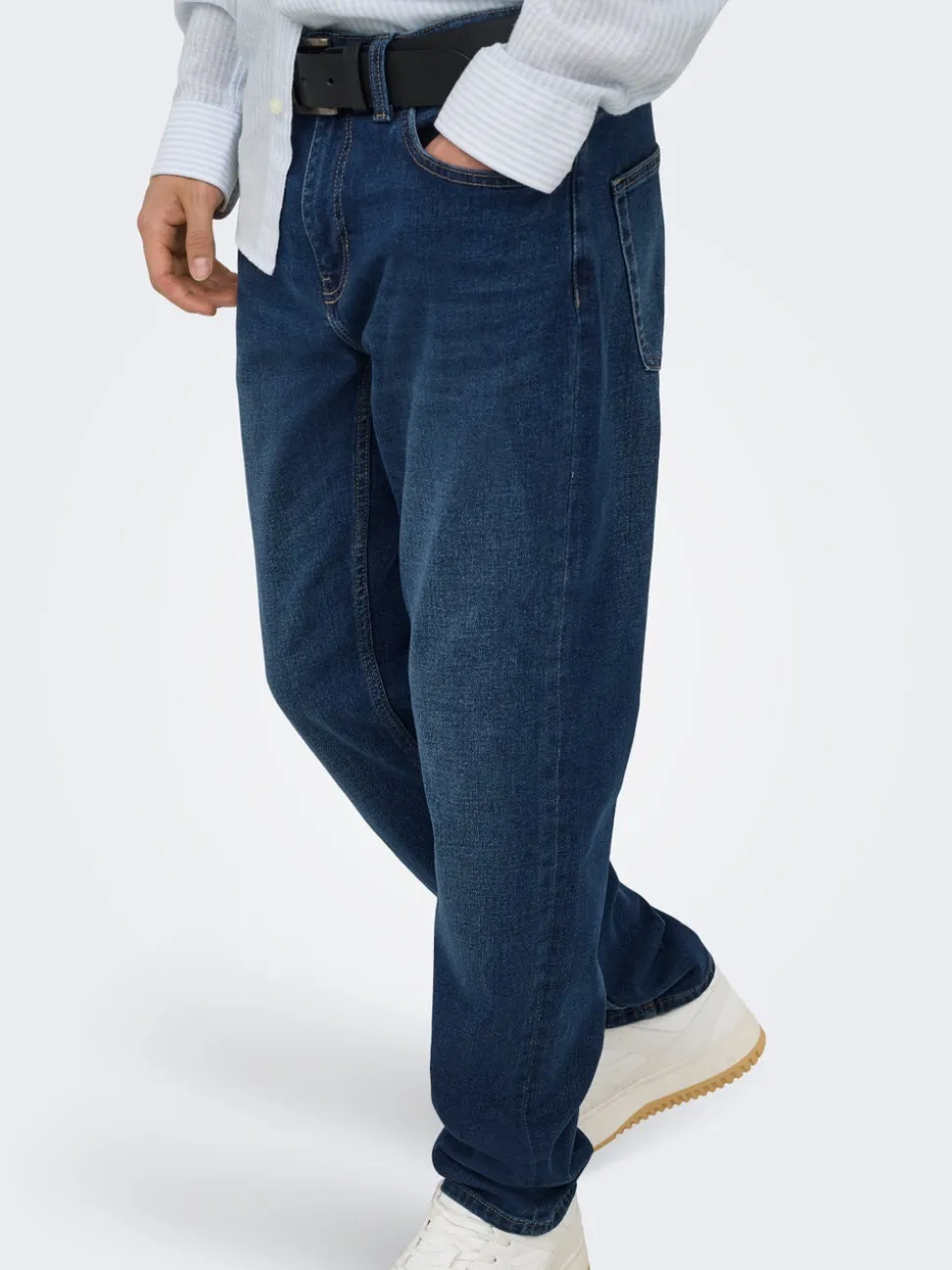 ONSWEFT Średnia talia Krój regularny Jeans