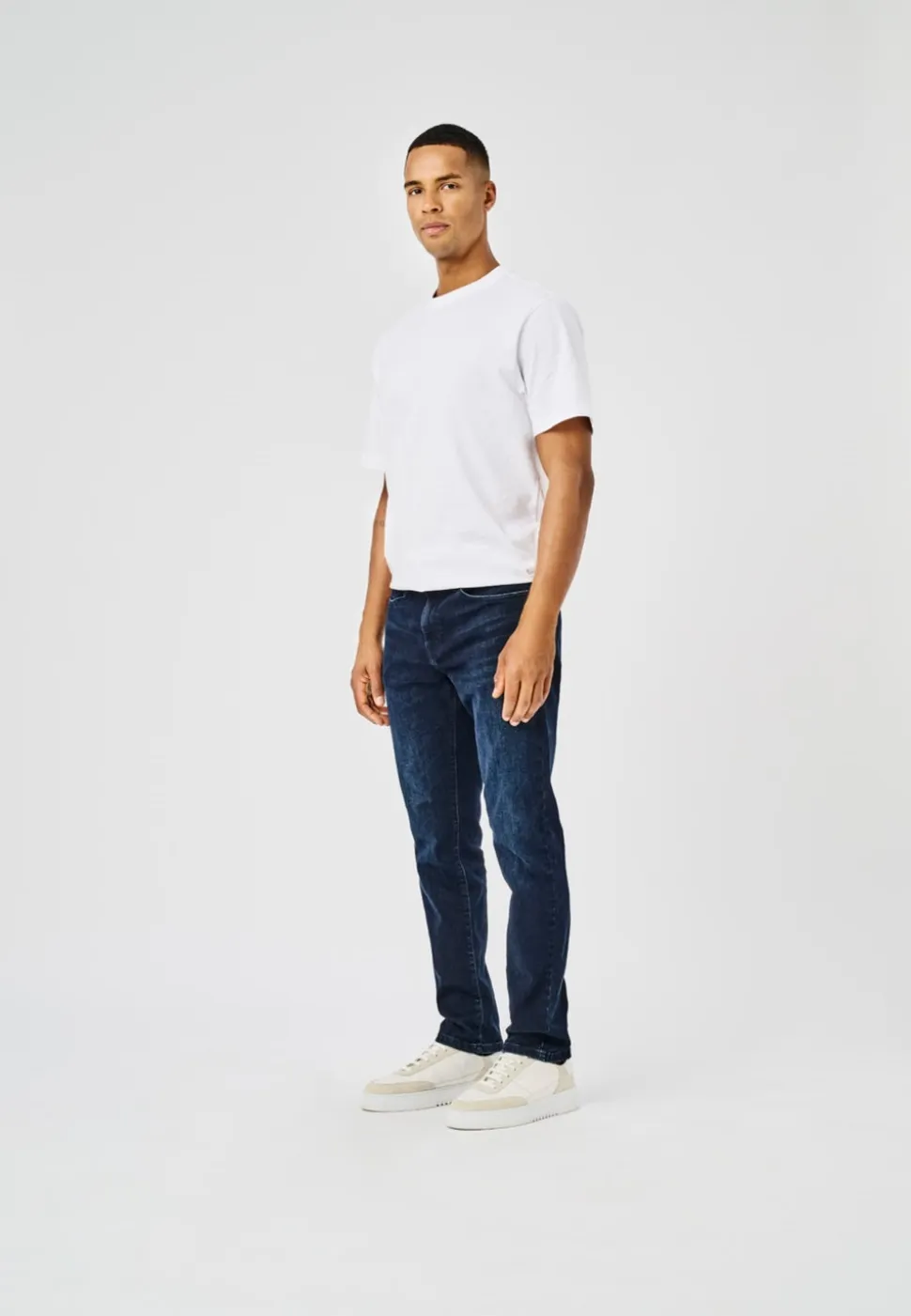 ONSWEFT Średnia talia Krój regularny Jeans