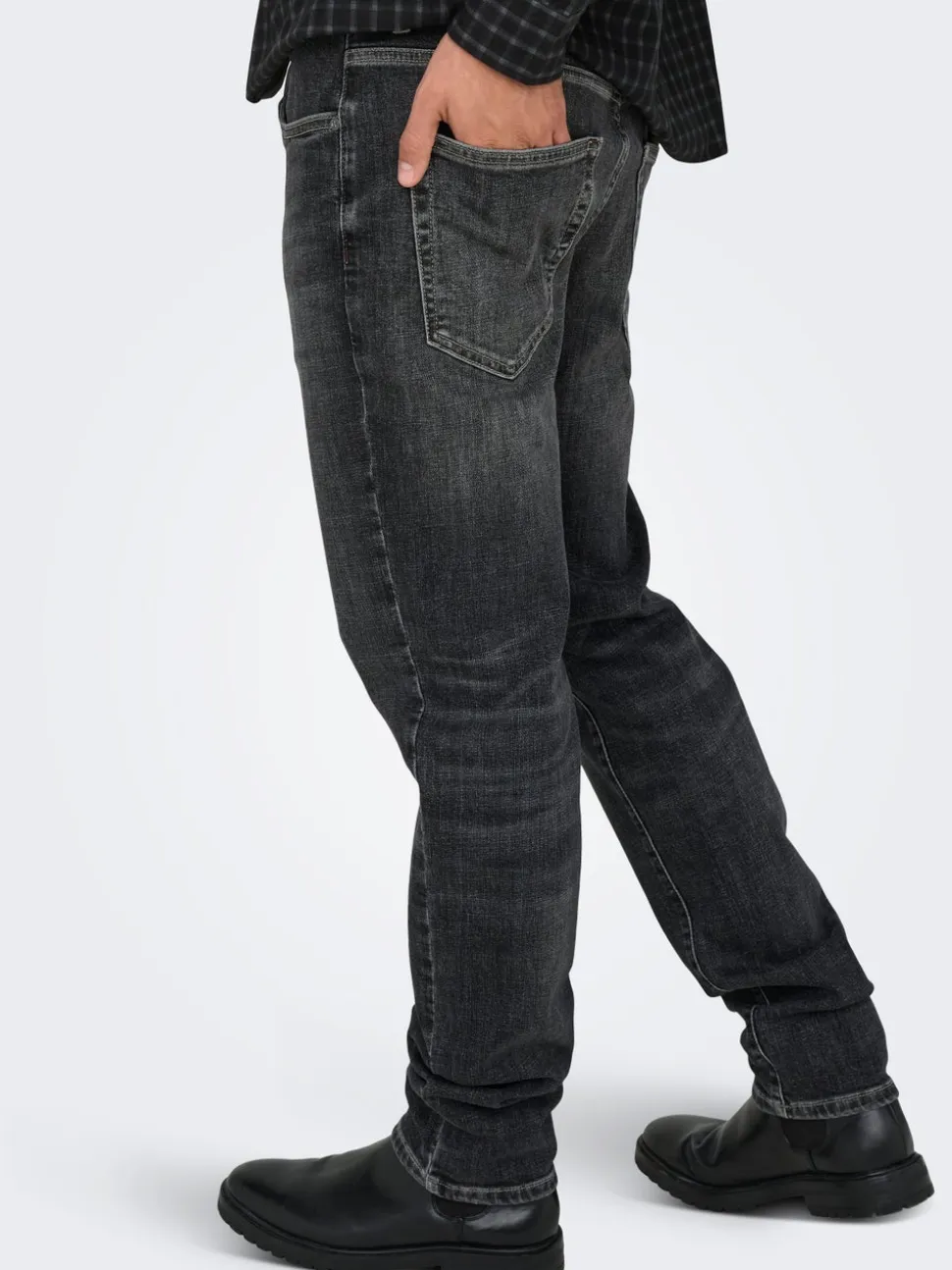 ONSYOKE Średni stan Krój tapered Jeans