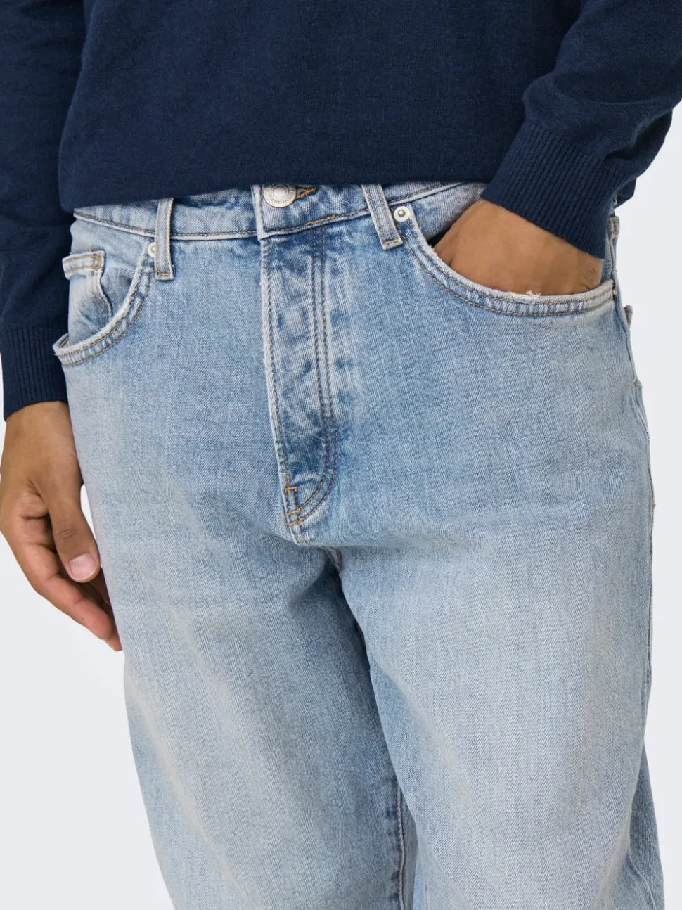ONSYOKE Średnia talia Krój tapered Jeans