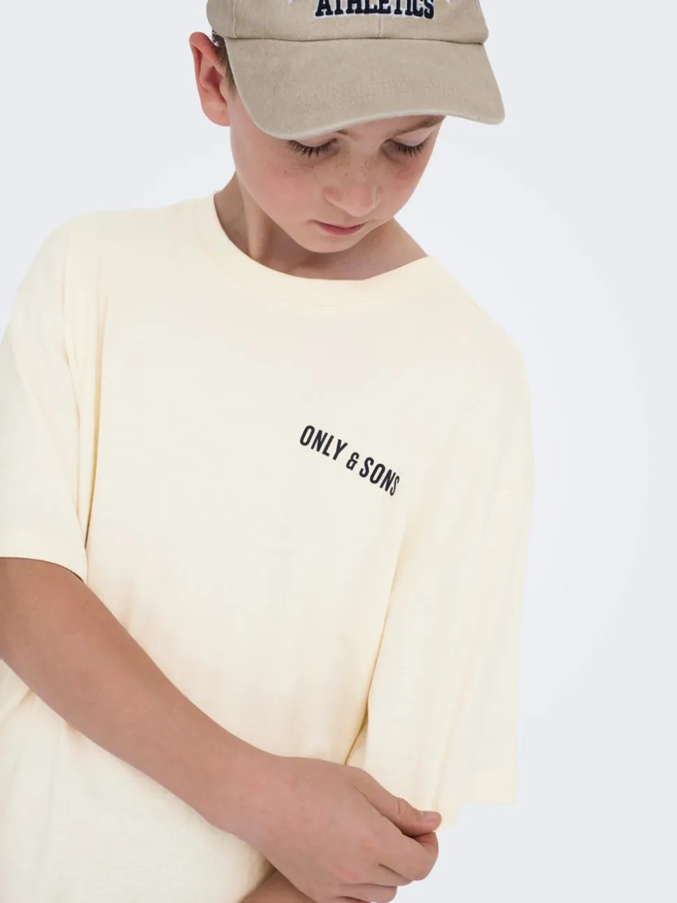 OSJARTSY T-shirt