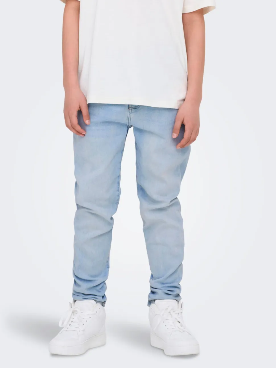 OSJYOKE Średni stan Krój tapered Jeans
